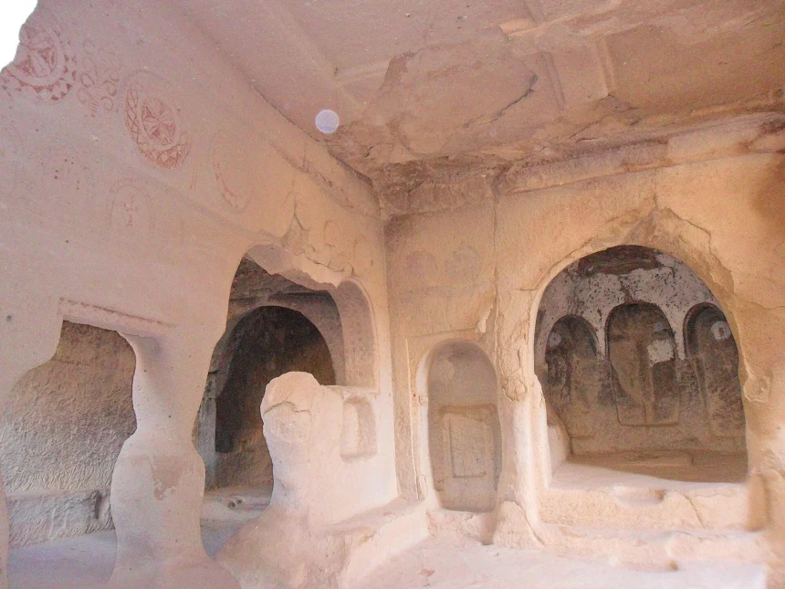 Zelve Balıklı Kilise